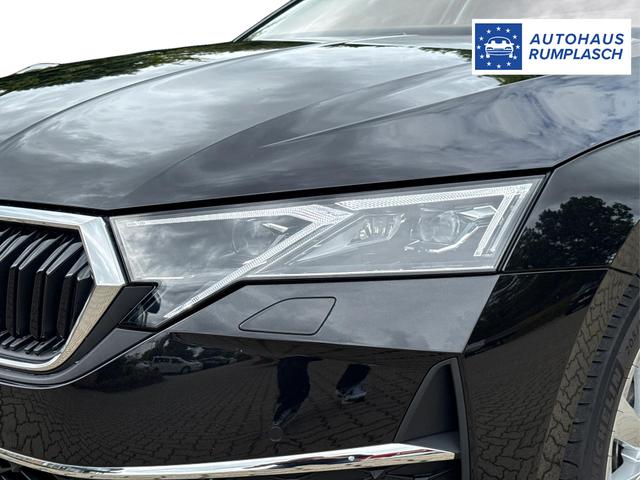 Skoda / Octavia Combi / Schwarz / / / NAVI+MATRIX+KAMERA+ACC+EL. HECKKL+LED+SHZ