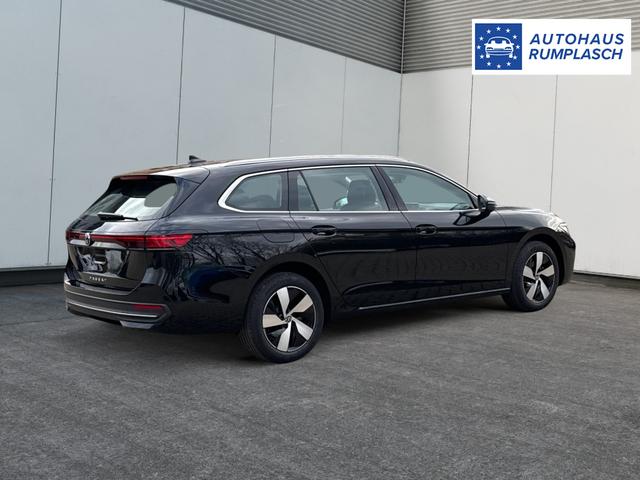 Volkswagen / Passat Variant / Schwarz / / / DSG+AHK+MASSAGE+NAVI+ACC+KAMERA+LED+17 ALU