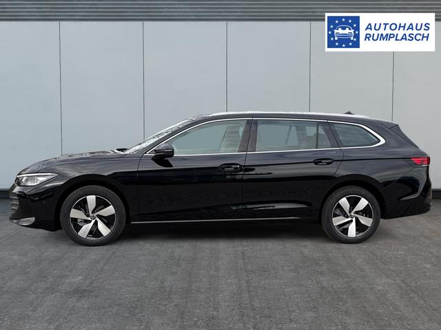 Volkswagen / Passat Variant / Schwarz / / / DSG+AHK+MASSAGE+NAVI+ACC+KAMERA+LED+17 ALU