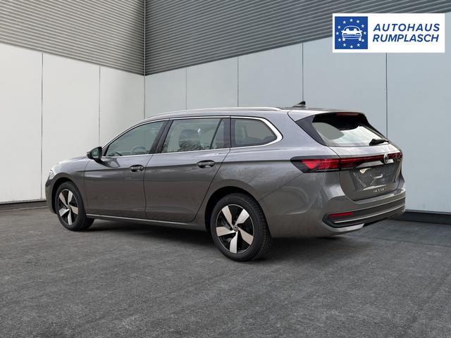 Volkswagen / Passat Variant / Grau / / / DSG+AHK+MASSAGE+NAVI+ACC+KAMERA+LED+17 ALU