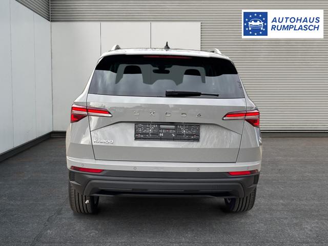 Skoda / Karoq / Grau / / / AHK+KAMERA+EL. HECKKL.+SHZ+ACC+KESSY+18''ALU