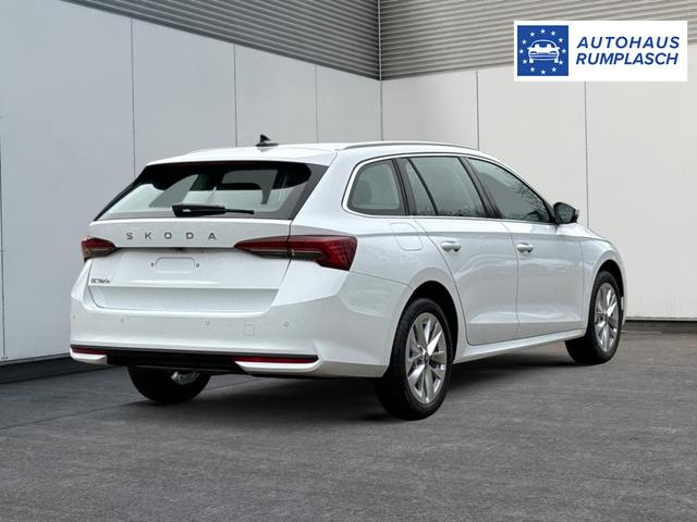 Skoda / Octavia Combi / Weiß / / / AHK+KAMERA+ACC+EL. HECKKL+SHZ
