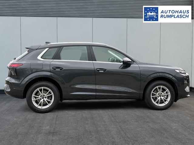 Audi / Q3 / Grau / / / *Neues Modell*NAVI+ACC+KAMERA+PDC+EL. HECKKL.+LED