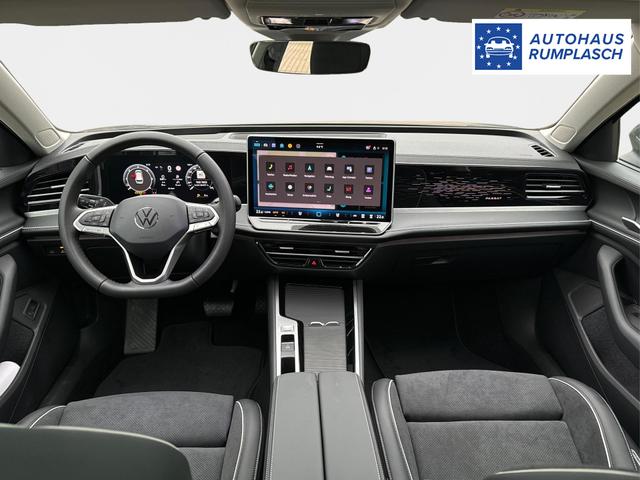 Volkswagen / Passat Variant / Grau / / / DSG+PANO+NAVI+MATRIX+360 KAM+MASSAGE+ACC+18 LM, Beispielbilder, ggf. teilweise mit Sonderausstattung