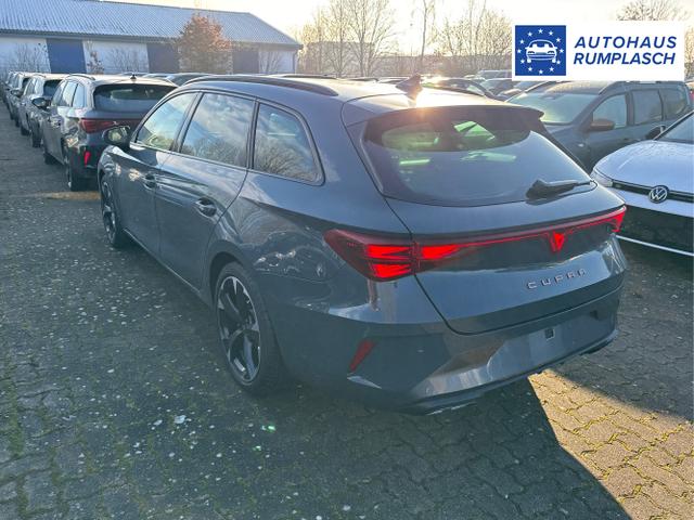 Cupra / Leon Sportstourer / Blau / / / ST eHK+KAMERA+SHZ+ACC+LED+18 LM+PDC