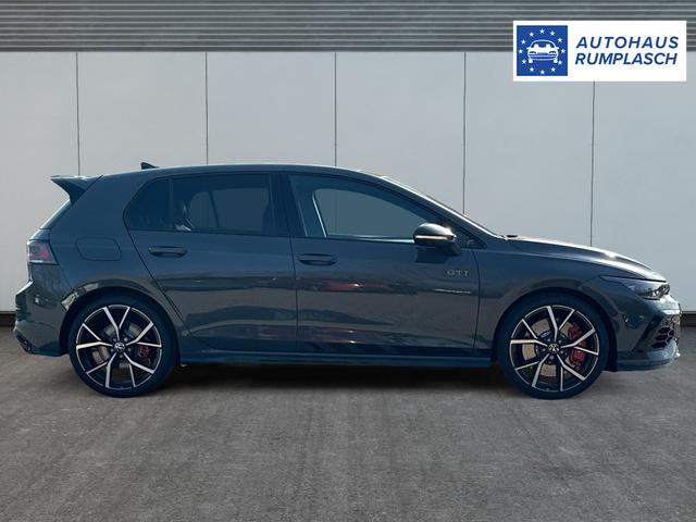 Volkswagen / Golf / / / / PANO+MATRIX+HUD+HARMAN+NAVI+360 KAMERA+19 LM, Beispielbilder, ggf. teilweise mit Sonderausstattung