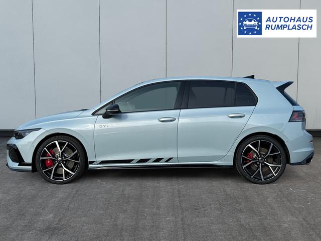 Volkswagen / Golf / / / / PANO+MATRIX+HUD+HARMAN+NAVI+360 KAMERA+19 LM