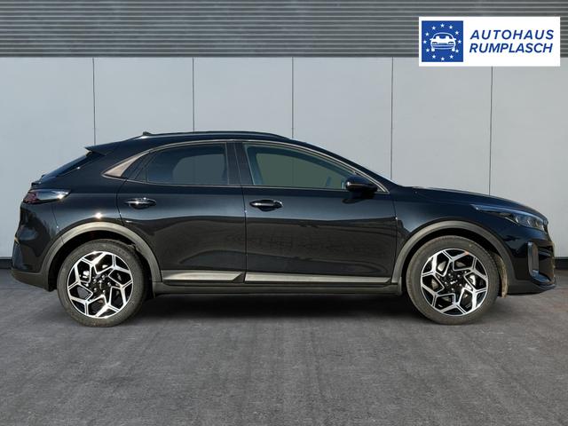 Kia / XCeed / Schwarz / / / ACC+SHZ+eHK+KAMERA+NAVI+LED+18 ALU