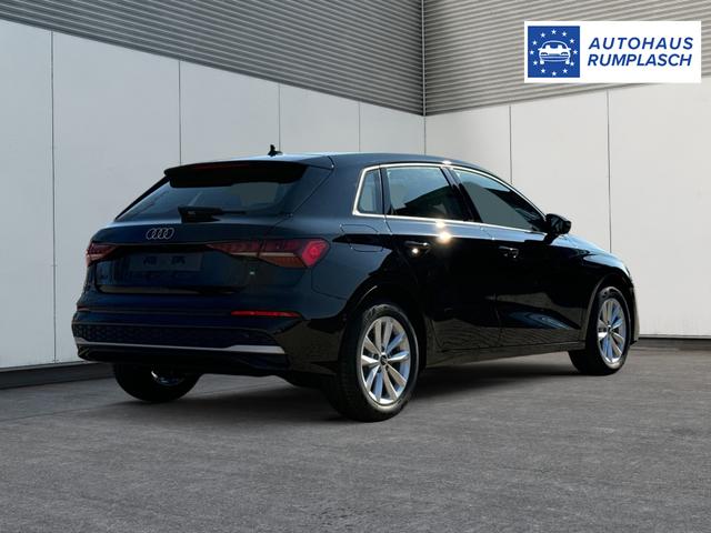 Audi / A3 Sportback / Schwarz / / / ACC+KAMERA+SHZ+LED+16LM+APP