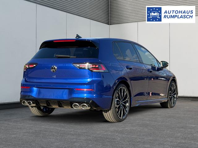 Volkswagen / Golf / / / / 4x4+PANO+MATRIX+HUD+HARMAN+NAVI+360 KAMERA+19 LM