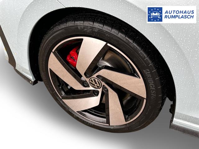 Beispielbilder, ggf. teilweise mit Sonderausstattung