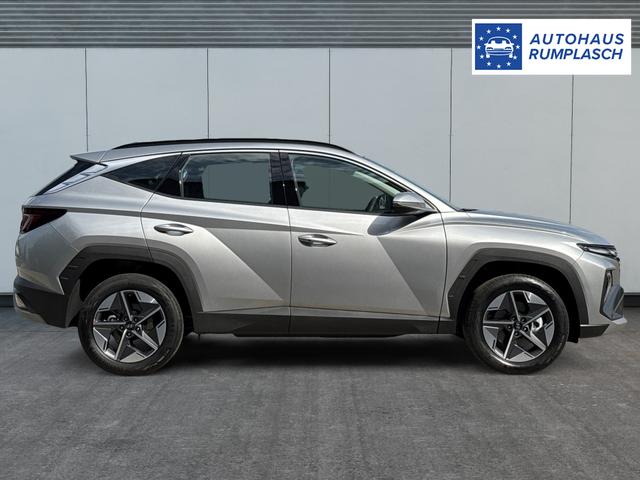 Hyundai / TUCSON / Silber / / / Hybrid NAVI+KAMERA+SHZ+LED+TEMPOMAT+17 ALU+PDC, Beispielbilder, ggf. teilweise mit Sonderausstattung