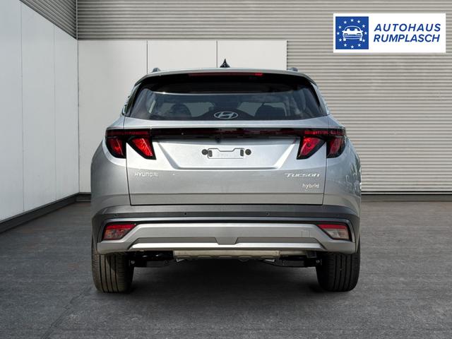 Hyundai / TUCSON / Silber / / / Hybrid NAVI+KAMERA+SHZ+LED+TEMPOMAT+17 ALU+PDC, Beispielbilder, ggf. teilweise mit Sonderausstattung