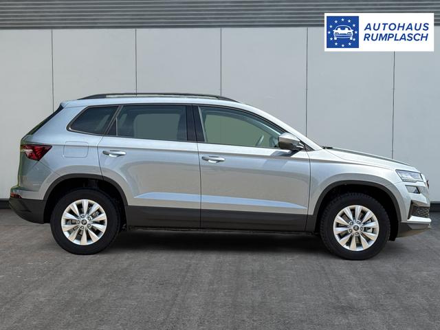 Skoda / Karoq / Silber / / / AHK+el.HECKKLAPPE+KAMERA+PDC+ACC, Beispielbilder, ggf. teilweise mit Sonderausstattung