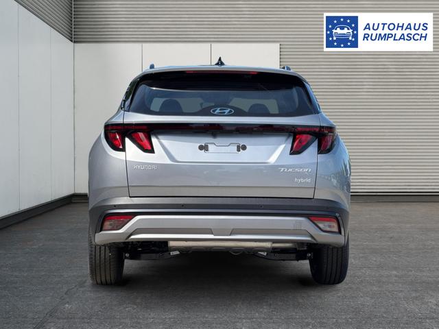 Hyundai / TUCSON / Silber / / / Hybrid NAVI+KAMERA+SHZ+LED+TEMPOMAT+17 ALU+PDC, Beispielbilder, ggf. teilweise mit Sonderausstattung