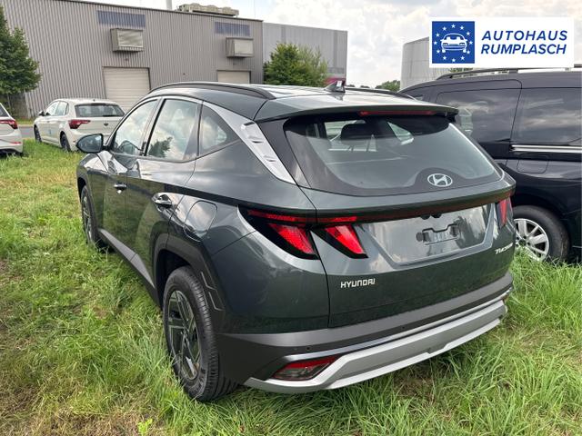 Hyundai / TUCSON / Gr&uuml;n / / / NAVI+KAMERA+SHZ+LED+TEMPOMAT+17 ALU+PDC, Beispielbilder, ggf. teilweise mit Sonderausstattung