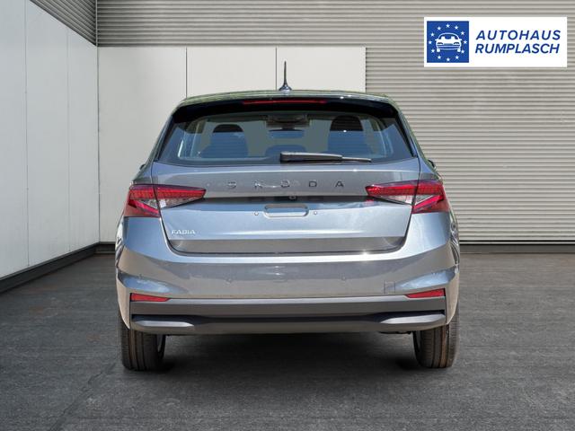 Skoda / Fabia / Grau / / / 5J GARANTIE+KAMERA+SHZ+KLIMA+LED+15 LM+SMARTLINK, Beispielbilder, ggf. teilweise mit Sonderausstattung