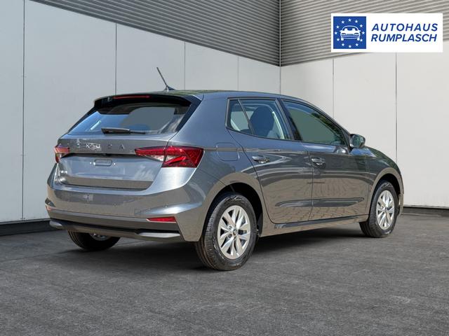 Skoda / Fabia / Grau / / / 5J GARANTIE+KAMERA+SHZ+KLIMA+LED+15 LM+SMARTLINK, Beispielbilder, ggf. teilweise mit Sonderausstattung