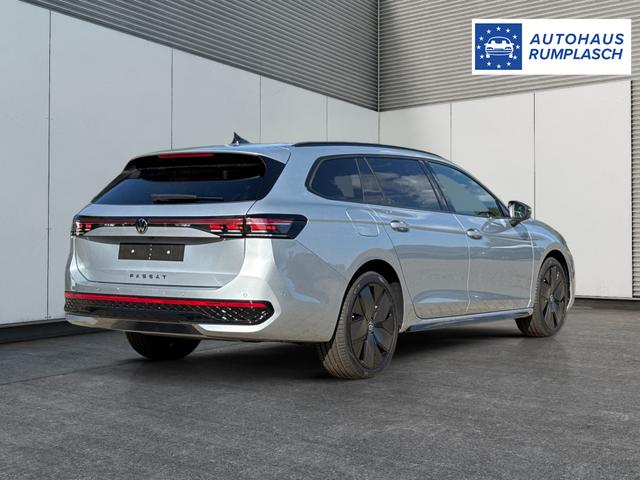 Volkswagen / Passat Variant / Silber / / / LEDER+PANO+AHK+MATRIX+eHK+360 KAM+NAVI+HUD, Beispielbilder, ggf. teilweise mit Sonderausstattung