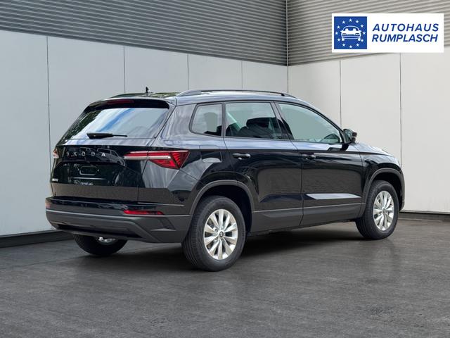 Skoda / Karoq / Schwarz / / / AHK+LED+KAMERA+PDC+ACC, Beispielbilder, ggf. teilweise mit Sonderausstattung