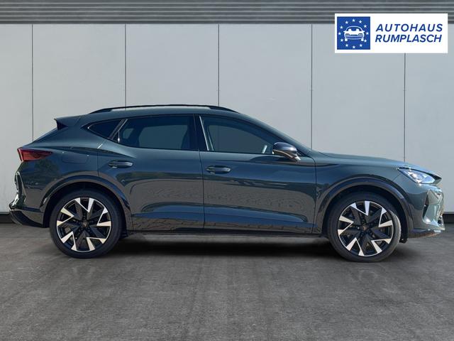 Cupra / Formentor / Blau / / / 4x4 AHK+NAVI+KAMERA+eHK+KESSY+ACC+19 ALU+LED+FULL LINK, Beispielbilder, ggf. teilweise mit Sonderausstattung