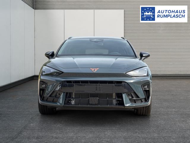 Cupra / Leon Sportstourer / Blau / / / ST AHK+NAVI+eHK+KAMERA+ACC+SHZ+18 ALU+LED, Beispielbilder, ggf. teilweise mit Sonderausstattung