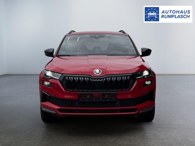 Neue Skoda Karoq Sportline top Austastung 