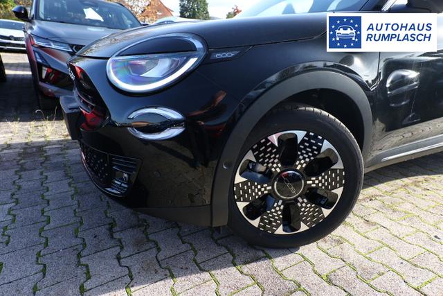 Fiat 600 MHEV 145 DCT La Prima eHK ACC SHZ Keyl Massa 