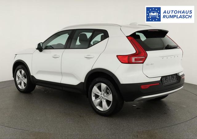 Volvo XC40 Core 2WD B3 Mild-Hybrid Core, AHK, Navi, LED, Winter, Kamera, el. Klappe 