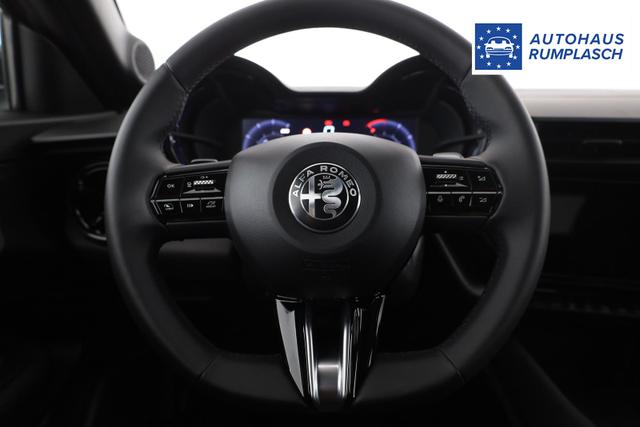 Alfa Romeo Junior Ibrida 1.2 VGT 48V-Hybrid (100kW) Speciale Speciale, 18-Zoll, Kamera, el. Klappe, Sitzheizung 