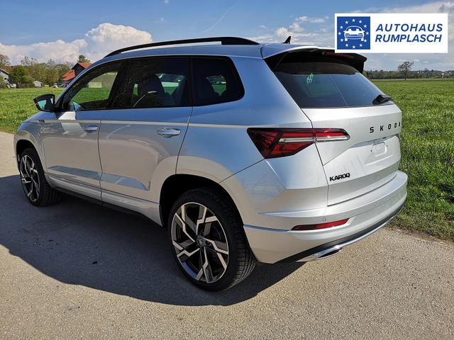 Skoda Karoq Sportline 2.0TDI DSG 4x4 AHK Matrix Pano Sound Leder 19 Zoll 