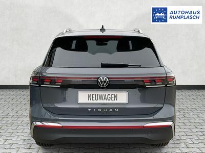 Volkswagen Tiguan 2.0 TDI 110 kW Elegance DSG IQ.Light / ACC AHK 