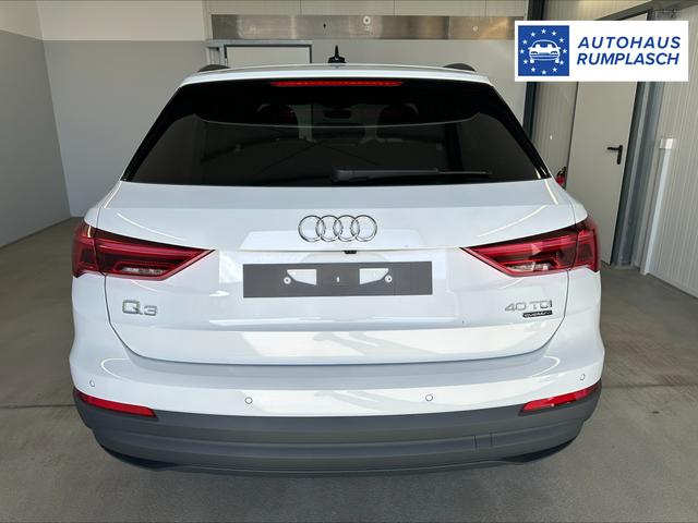 Audi Q3 40 TDI quattro AHK+ACC+Navi+Kamera+Alu18 