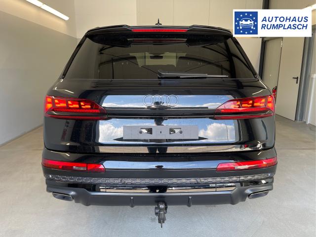 Audi / Q7 / Schwarz / / / 50 TDI Fahrwerkspaket+Standheizung
