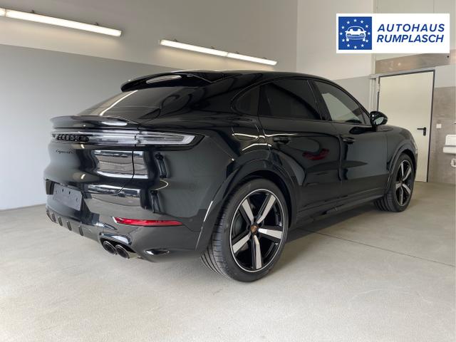 Porsche / Cayenne / Schwarz / / / Hinterachslenkung+Nachtsicht+Sitzbel&uuml;ftung