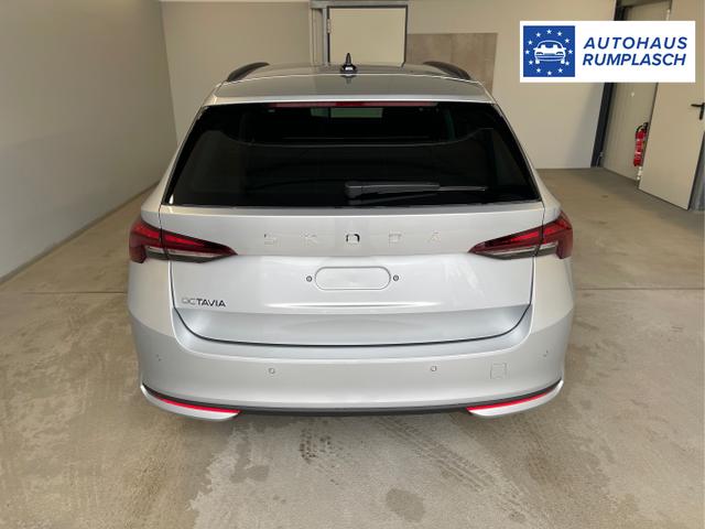 Skoda / Octavia Combi / Silber / / / DSG AHK+Sitzheizung+App Connect