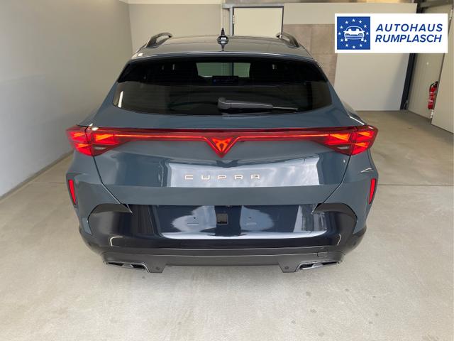 Cupra / Formentor / Blau / / / 150 PS DSG Kessy+Navi