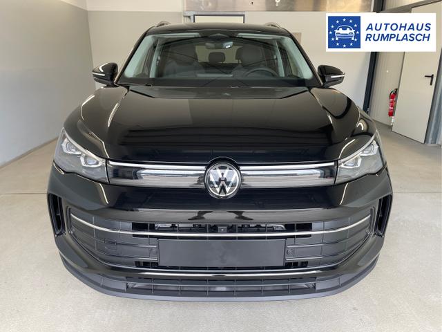 Volkswagen / Tiguan / Schwarz / / / 204PS DSG eHybrid IQ.Light+Navi
