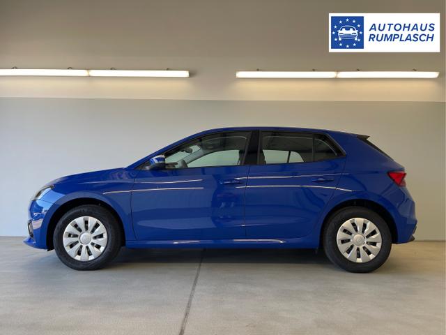 Skoda / Fabia / Blau / / / 115PS App Connect