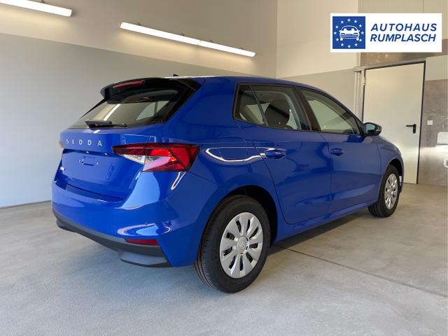 Skoda / Fabia / Blau / / / 115PS App Connect