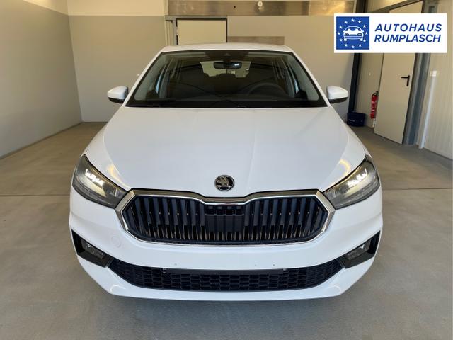 Skoda / Fabia / Weiß / / / 115PS App Connect