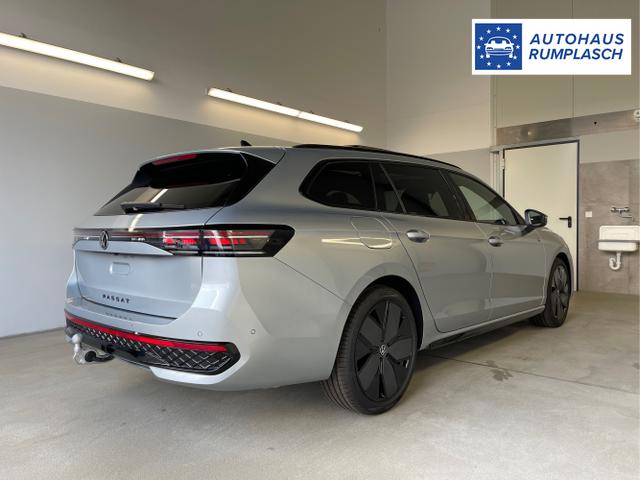 Volkswagen / Passat Variant / Silber / / / 265PS AHK+Pano+Harman Kardon