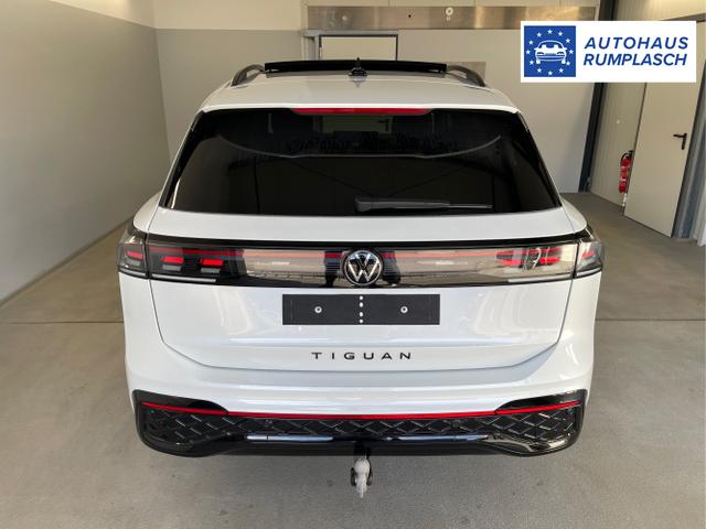 Volkswagen / Tiguan / Weiß / / / 193PS TDI 4M Black+AHK+Stdhz+360°+Leder+IQ.Light+Drive+HUD+Harman+Pano