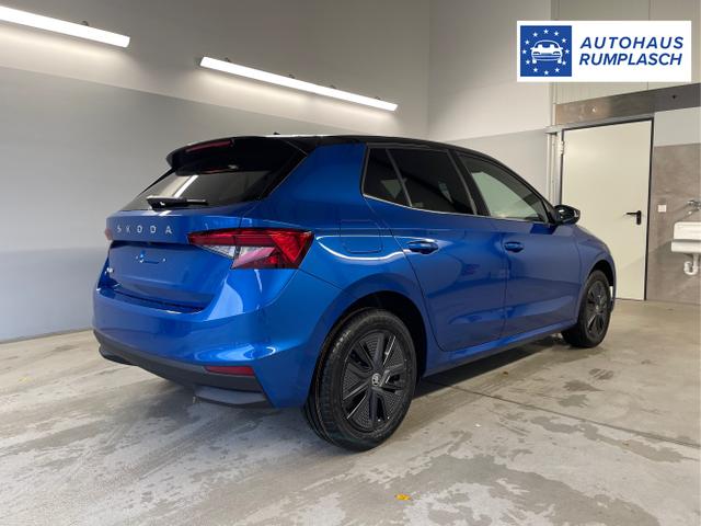 Skoda / Fabia / Blau / / / Selection 115PS DSG AHK+Dynamic+Kamera+Kessy+Alu16+Sitzheiz+Climatron+PDCvohi 