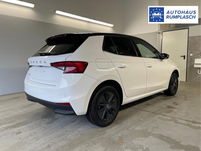 Skoda / Fabia / Weiß / / / Selection 115PS DSG Dynamic+Kamera+Kessy+Alu16+Sitzheiz+Climatronic+PDCvo+hi 