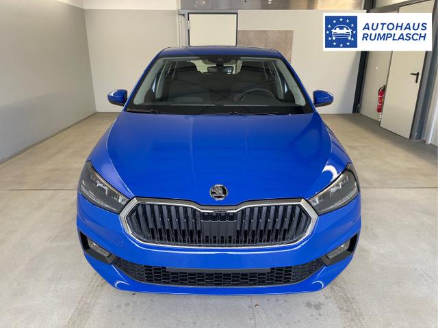 Skoda / Fabia / Blau / / / 95PS Sitzheizung+4 Jahre Garantie