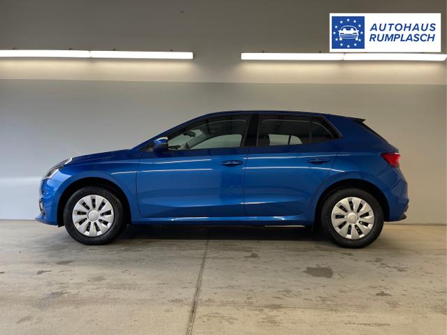 Skoda / Fabia / Blau / / / 95PS Sitzheizung+4 Jahre Garantie