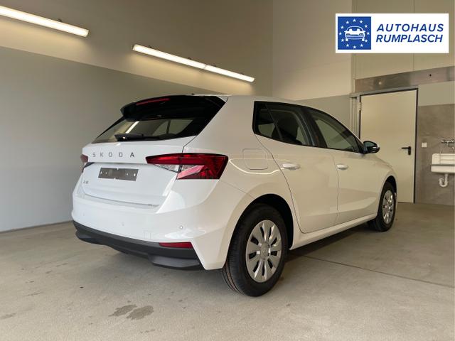 Skoda / Fabia / Weiß / / / 95PS Sitzheizung+App-Connect