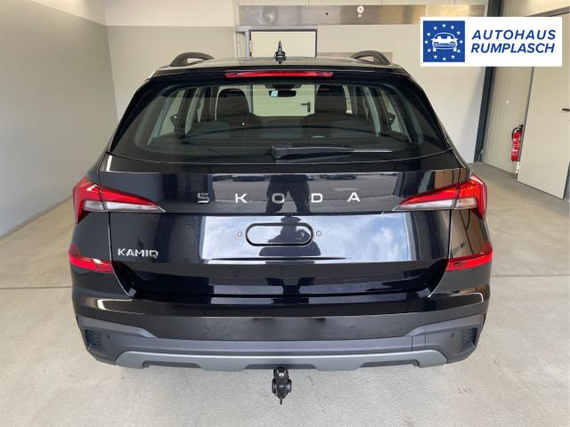 Skoda / KAMIQ / Schwarz / / / 115PS AHK+Kessy