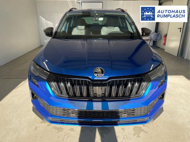 Skoda / Karoq / Blau / / / TSI 4x4 360°+19 Zoll+Navi+AHK